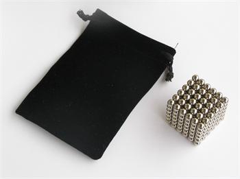 Sametový sáček černý, pro magnetickou stavebnici NeoCube, MagCube, Neoblocks, atd.
